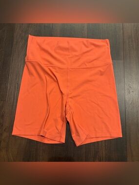 All In Motion Orange Biker Shorts Women’s Activewear Medium